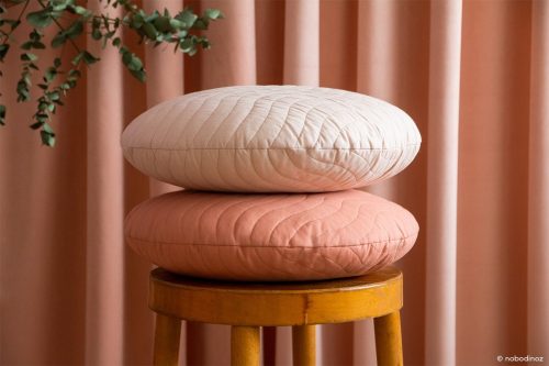 Nobodinoz pamut steppelt kerek párna - rózsaszín